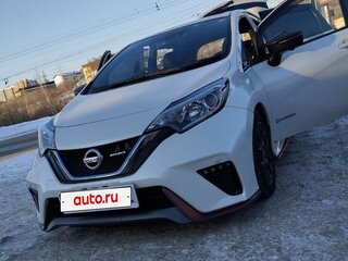 2019 Nissan Note Nismo e-Power II Рестайлинг, белый, 1600000 рублей, вид 1