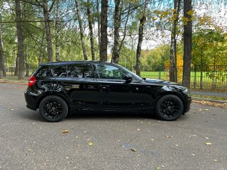 2011 BMW 1 серии 118i I (E81/E82/E87/E88) Рестайлинг, чёрный, 700000 рублей, вид 5