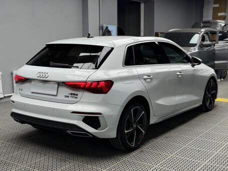 2022 Audi A3 Sportback 35 TFSI IV (8Y), белый, 2255000 рублей, вид 5