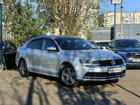 2015 Volkswagen Jetta VI, серебристый, 999000 рублей - вид 3