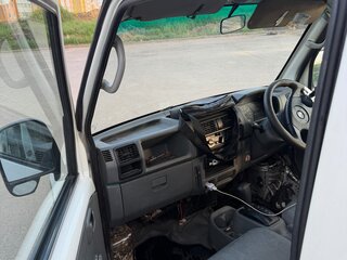 2002 Mitsubishi Minicab VI, белый, 230000 рублей, вид 4