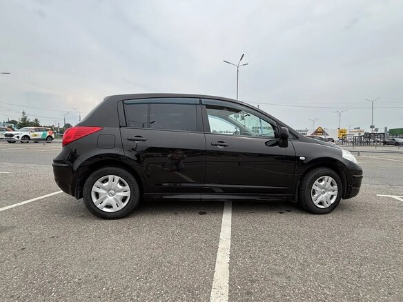 2012 Nissan Tiida I Рестайлинг, коричневый, 850000 рублей - вид 3