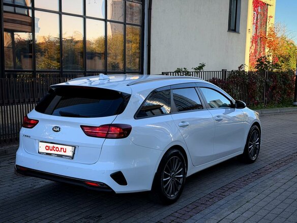 2020 Kia Ceed III, белый - вид 9