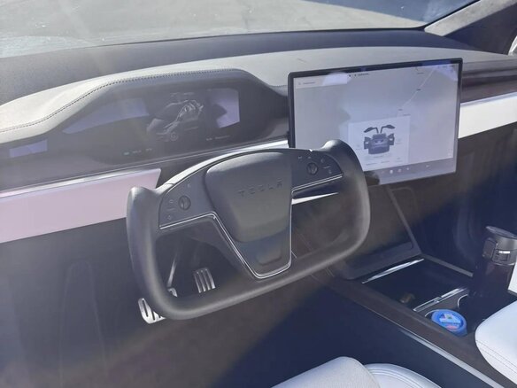 2023 Tesla Model X Long Range I Рестайлинг, серый, 7499000 рублей - вид 5