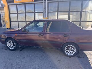 1991 Volkswagen Vento, красный, 100000 рублей, вид 4