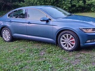 2015 Volkswagen Passat B8, синий, 1650000 рублей, вид 4