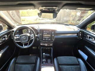 2018 Volvo XC40 I, чёрный, 2650000 рублей, вид 5