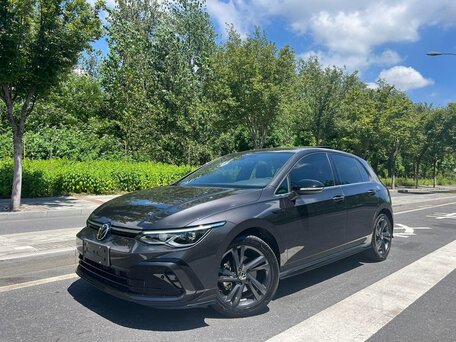 Volkswagen Golf VIII