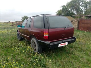 1997 Chevrolet Blazer II, красный, 320000 рублей, вид 4