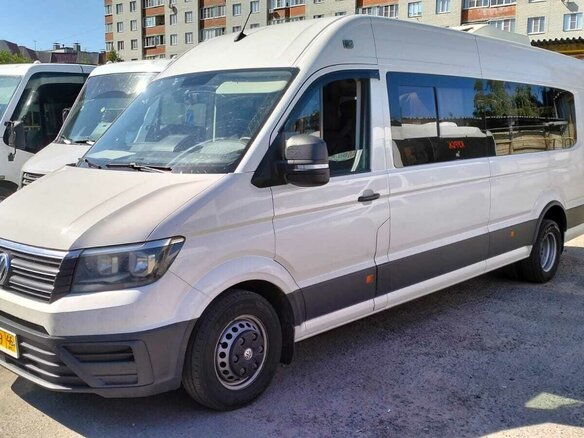 2020 Volkswagen Crafter, белый, 5000000 рублей - вид 4
