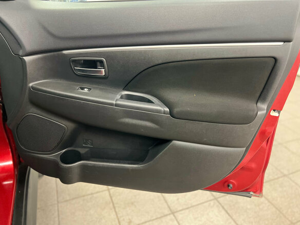 2012 Mitsubishi ASX I, красный, 730000 рублей - вид 11