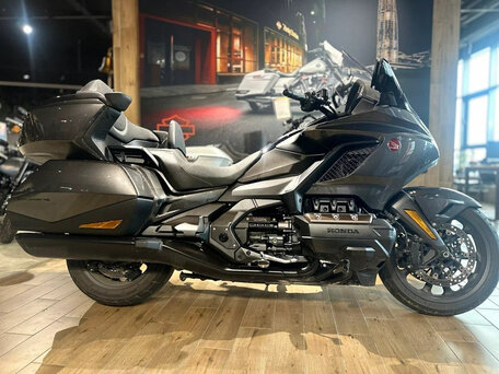 2024 Honda GL 1800 Gold Wing, чёрный, 3750000 рублей, вид 2