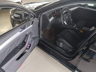 2024 Volkswagen Magotan B8 Рестайлинг, чёрный, 1700000 рублей, вид 5