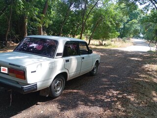 2003 Lada (ВАЗ) 2107, белый, 140000 рублей, вид 3