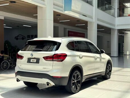 2022 BMW X1 Long 20Li sDrive II (F48) Рестайлинг, белый, 1960000 рублей, вид 5