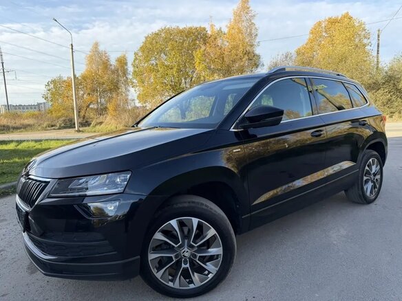 2022 Skoda Karoq I Рестайлинг, чёрный, 2282000 рублей