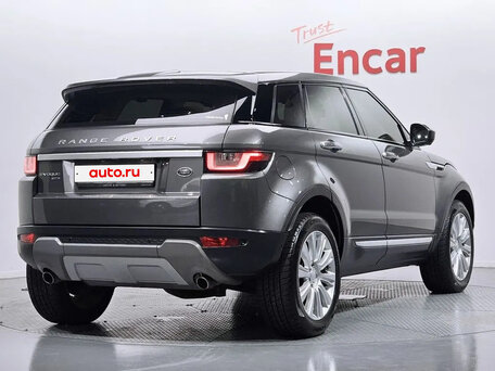 2018 Land Rover Range Rover Evoque I Рестайлинг, серебристый, 2080000 рублей, вид 3