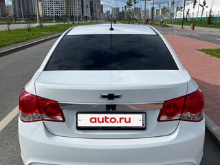 2014 Chevrolet Cruze I Рестайлинг, белый, 800000 рублей, вид 3