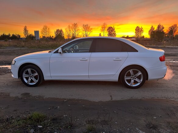 2011 Audi A4 IV (B8), белый, 850000 рублей - вид 1