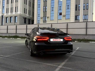 2021 Toyota Camry VIII (XV70) Рестайлинг, чёрный, 3130000 рублей, вид 5
