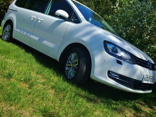 2013 Volkswagen Sharan II, белый, 1300000 рублей, вид 4