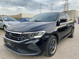2021 Volkswagen Polo VI, чёрный, 1450000 рублей, вид 2