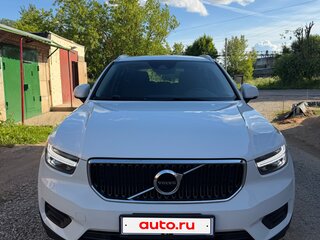 2021 Volvo XC40 I, белый, 1950000 рублей, вид 3