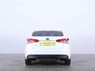 2017 Kia Cerato III Рестайлинг (Classic), белый, 1399000 рублей, вид 5
