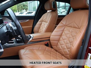 2023 BMW 7 серии 740i VII (G70), красный, 9535000 рублей, вид 5