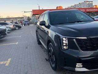 2024 Kia Sorento IV Рестайлинг, серый, 5700000 рублей, вид 4