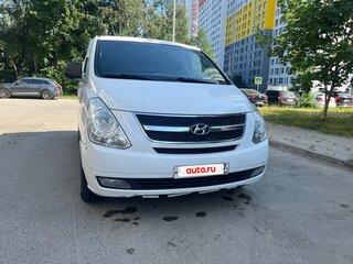 2012 Hyundai Grand Starex, белый, 900000 рублей, вид 1