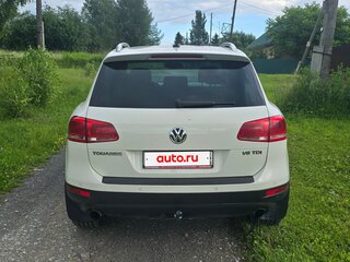 2011 Volkswagen Touareg II, белый, 2300000 рублей, вид 4