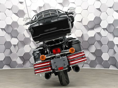 2007 Harley-Davidson Electra Glide, чёрный, 829000 рублей, вид 2