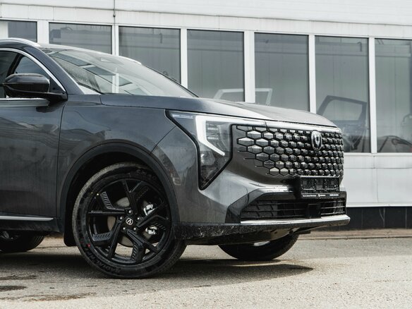 2026 Changan UNI-S I Рестайлинг, серый - вид 9
