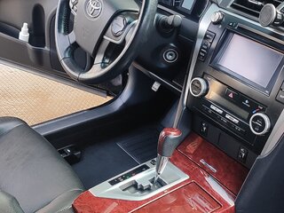 2013 Toyota Camry VII (XV50), чёрный, 2300000 рублей, вид 4
