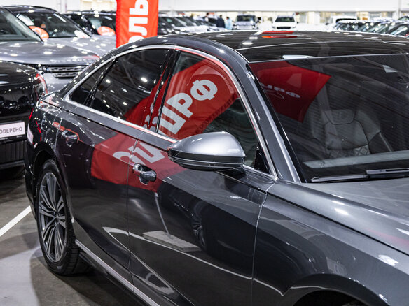 2019 Audi A8 50 TDI IV (D5), серый, 4849700 рублей - вид 5