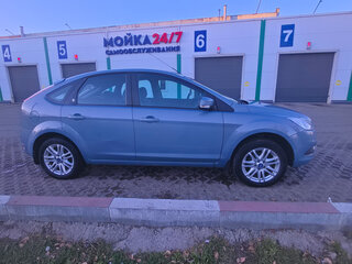 2008 Ford Focus II Рестайлинг, серый, 700000 рублей, вид 4