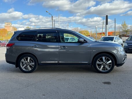 2014 Nissan Pathfinder IV, серый, 1850000 рублей, вид 5