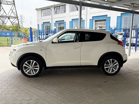 2012 Nissan Juke I, белый - вид 1
