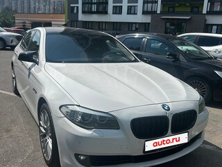 2013 BMW 5 серии 520i VI (F10/F11/F07), белый, 1400000 рублей, вид 2