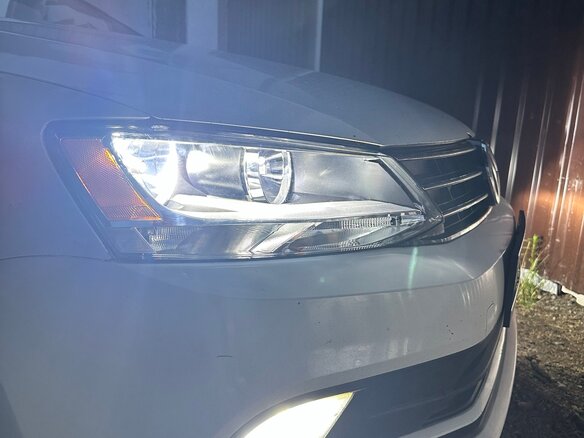 2015 Volkswagen Jetta VI Рестайлинг, белый, 1100000 рублей - вид 16