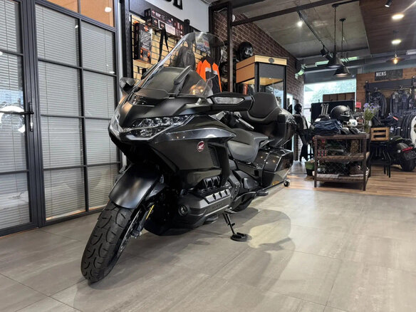2022 Honda GL 1800 Gold Wing, чёрный, 3250000 рублей - вид 9