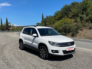 2013 Volkswagen Tiguan I Рестайлинг, белый, 1150000 рублей, вид 2