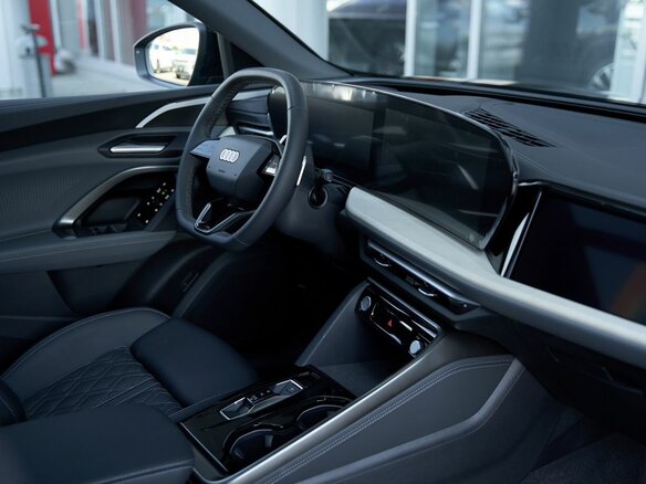 2026 Audi Q5 L III (GU), чёрный, 7099900 рублей - вид 11