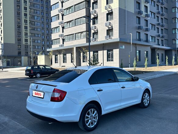 2015 Skoda Rapid I, белый, 690000 рублей - вид 4
