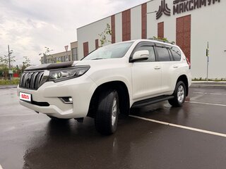 2022 Toyota Land Cruiser Prado 150 Series Рестайлинг 3, белый, 5150000 рублей, вид 1