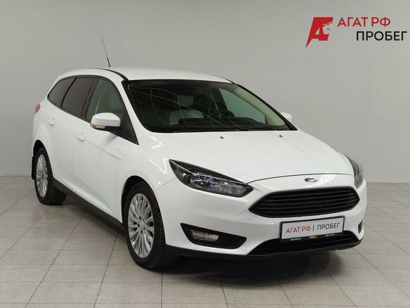 2015 Ford Focus III, белый, 742000 рублей - вид 2