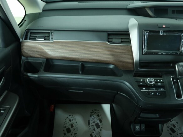 2021 Honda Freed II Рестайлинг, белый, 2099000 рублей - вид 15