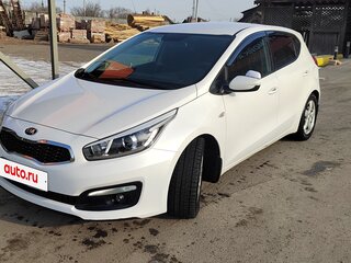 2016 Kia Ceed II Рестайлинг, белый, 995000 рублей, вид 2
