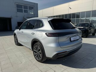 2026 Geely EX5 Гибрид EM-R, серебристый, 3829990 рублей, вид 5